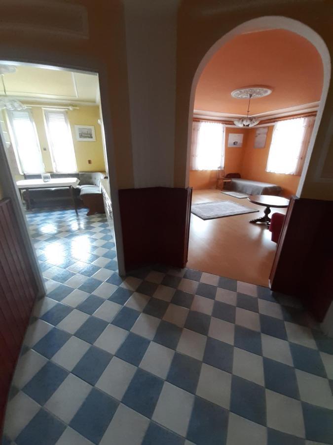 Gábor Pál 1 Apartman 1 szoba Dunafoldvar Esterno foto